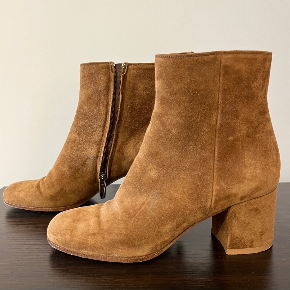 Gianvito Rossi suede brown ankle boots